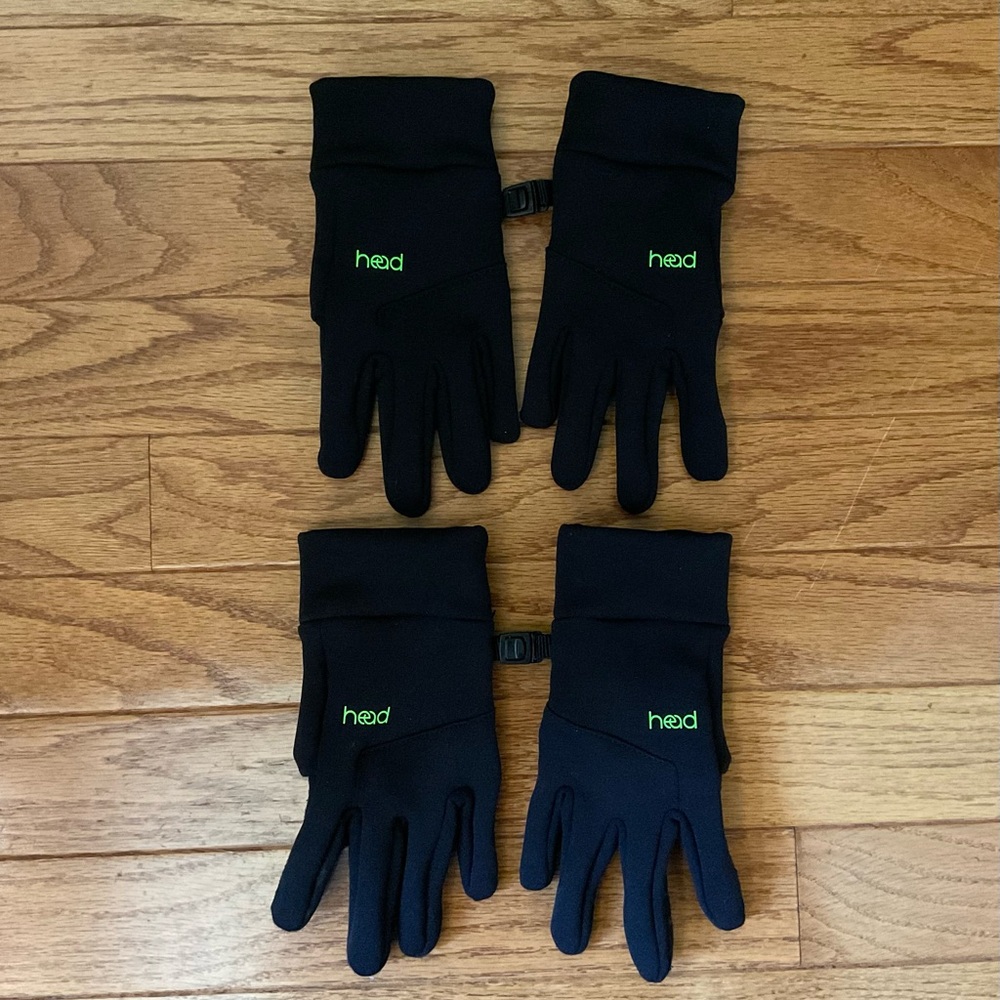 Head Black and Green Gloves